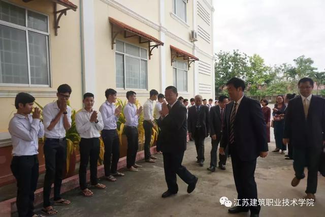 老挝、柬埔寨媒体连连点赞苏建院，所为何事？